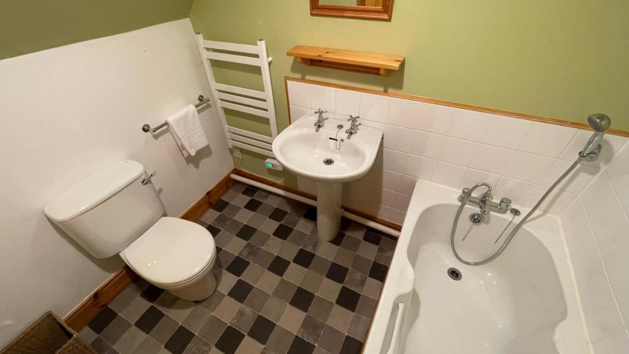 Kerrowdown Cottage-self Catering For 4 In The Highlands *