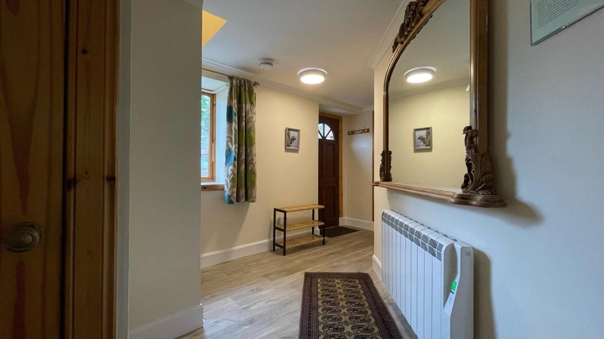 Apartment Kerrowdown Cottage-self Catering For 4 In The Highlands